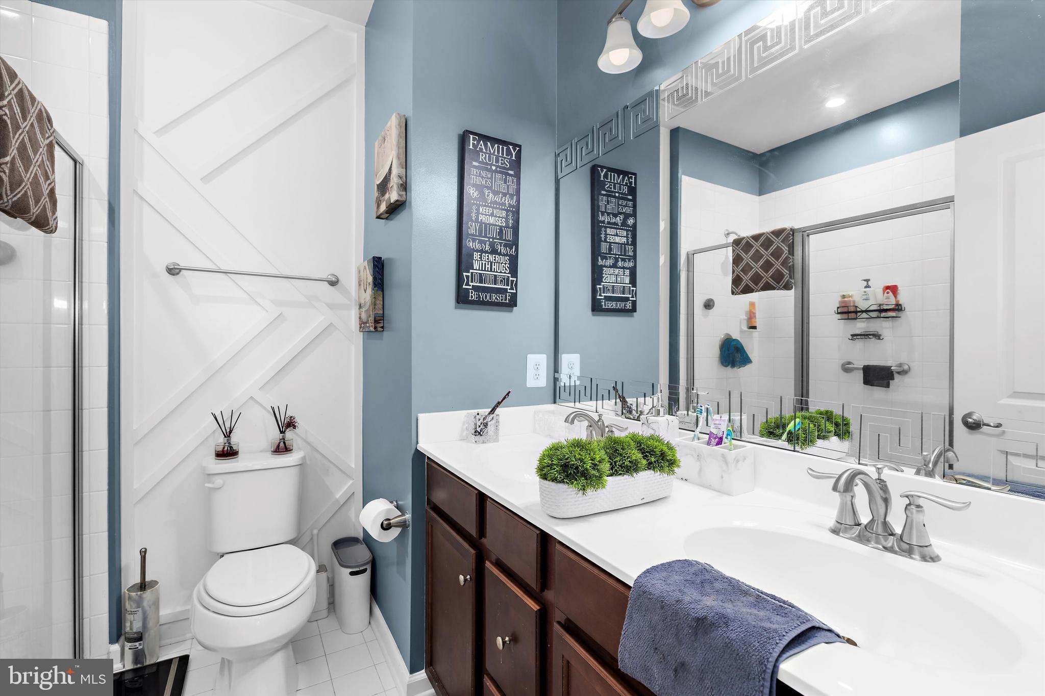 CREEKSIDE VILLAGE AT TANYARD SPRINGS - Residential