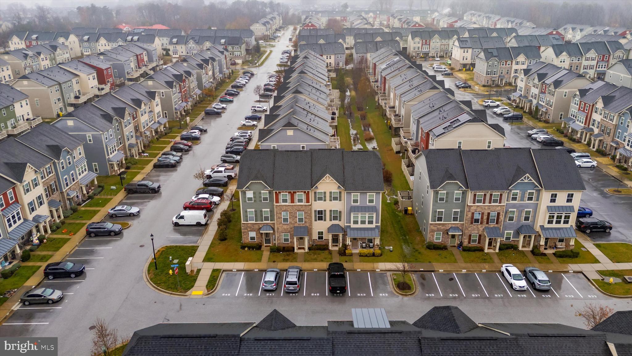 CREEKSIDE VILLAGE AT TANYARD SPRINGS - Residential