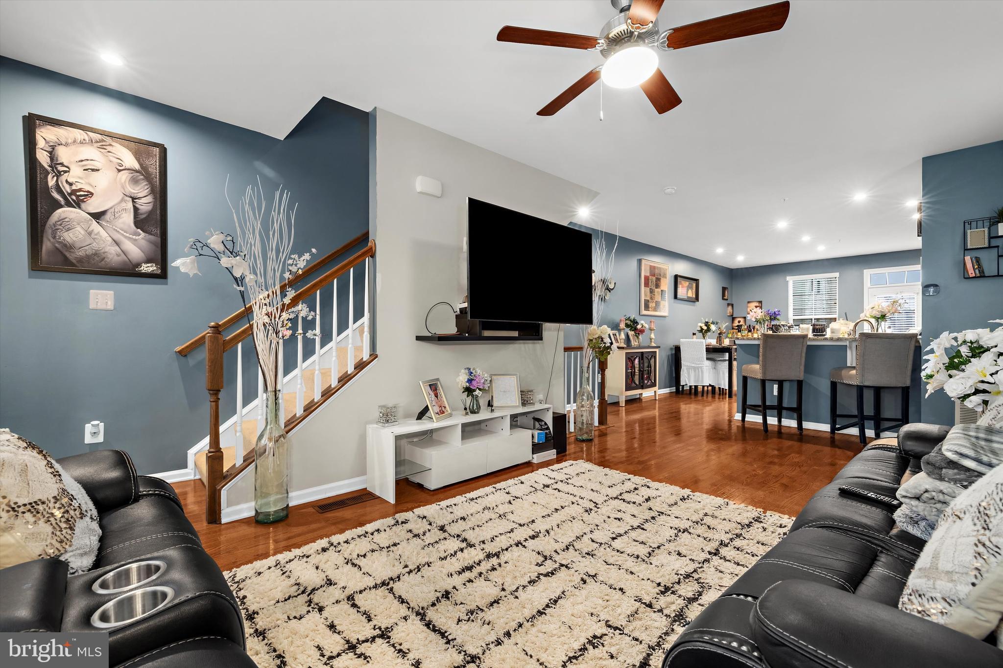 CREEKSIDE VILLAGE AT TANYARD SPRINGS - Residential