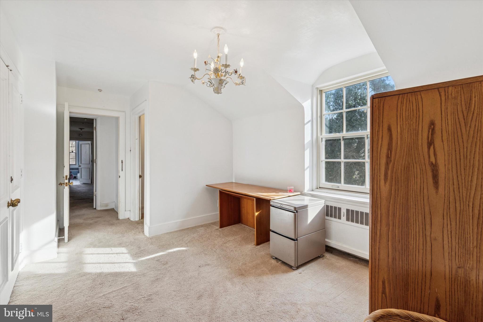 LAFAYETTE HILL - Residential