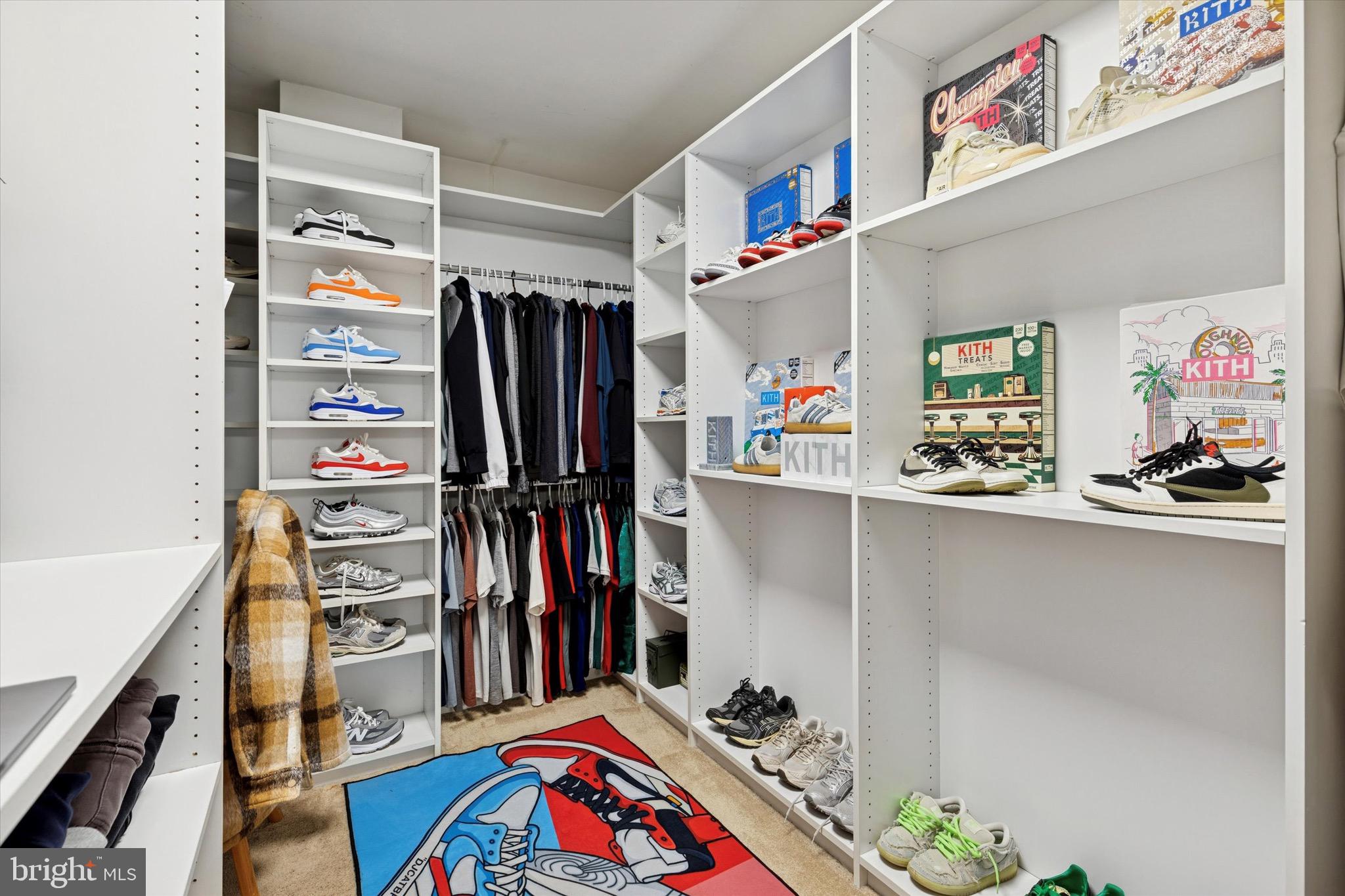 LAFAYETTE HILL - Residential