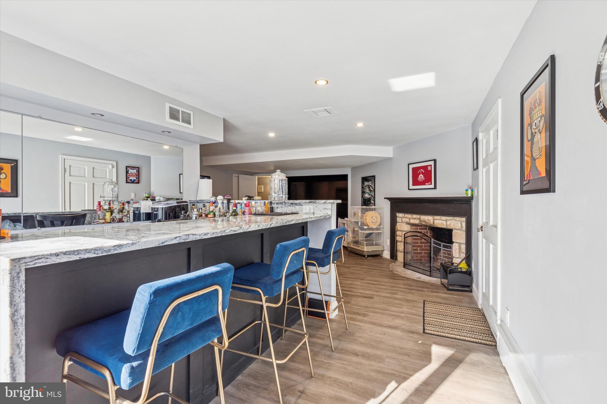 LAFAYETTE HILL - Residential