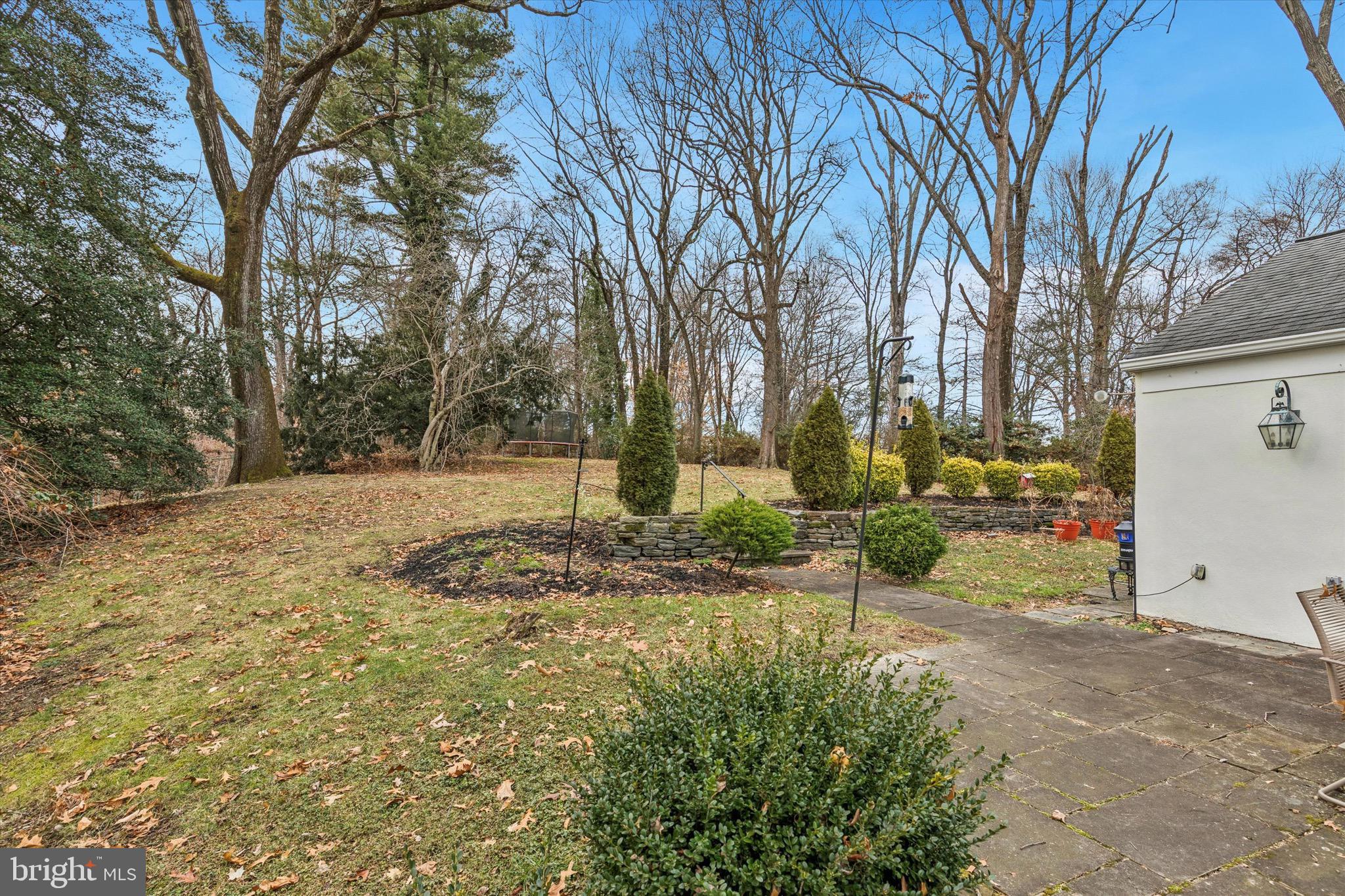 LAFAYETTE HILL - Residential