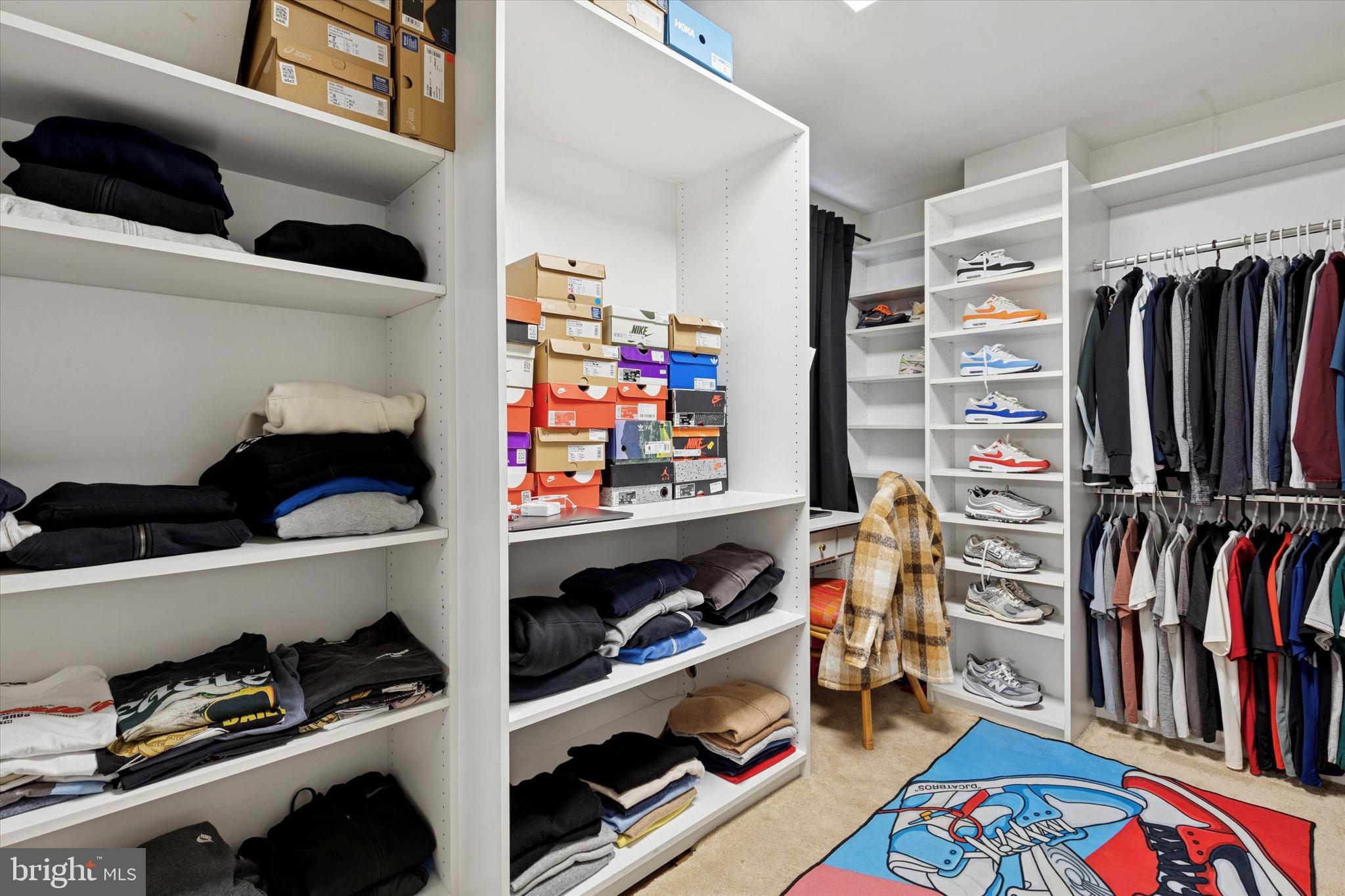 LAFAYETTE HILL - Residential