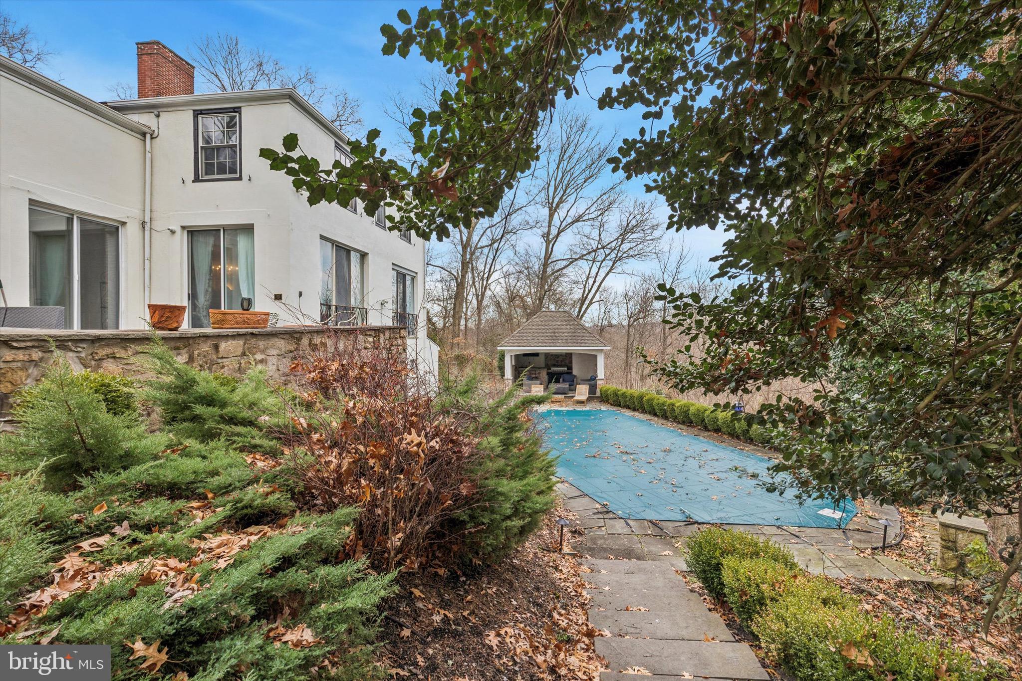 LAFAYETTE HILL - Residential