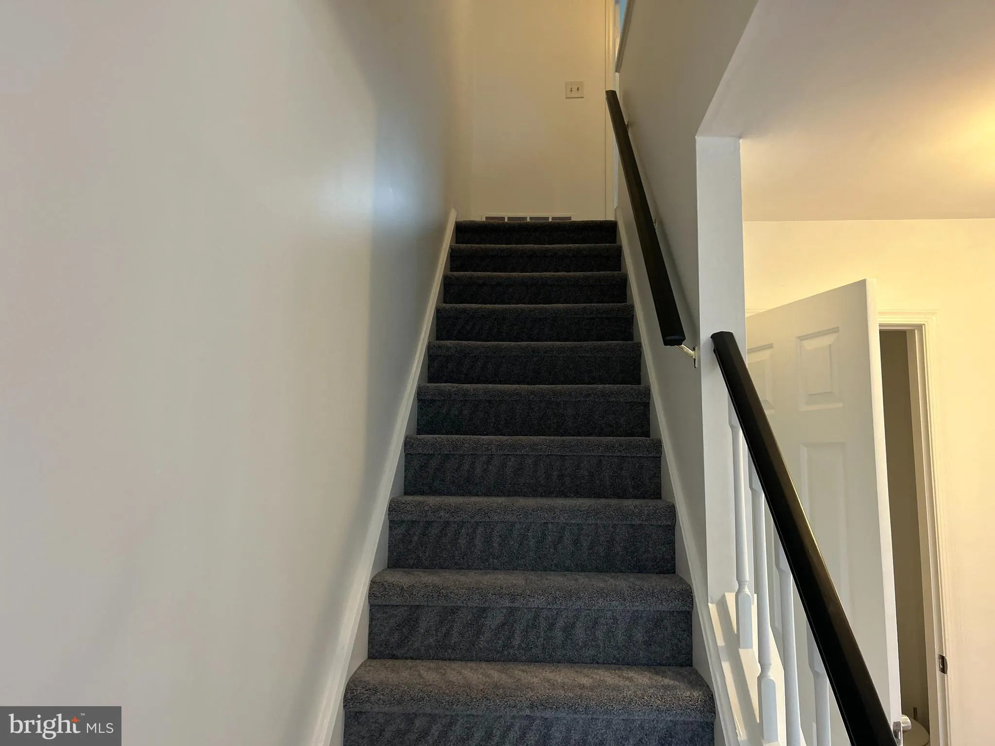 Glen Mills, Pennsylvania 19342, United States, 2 Bedrooms Bedrooms, ,3 BathroomsBathrooms,Residential,Active,246996