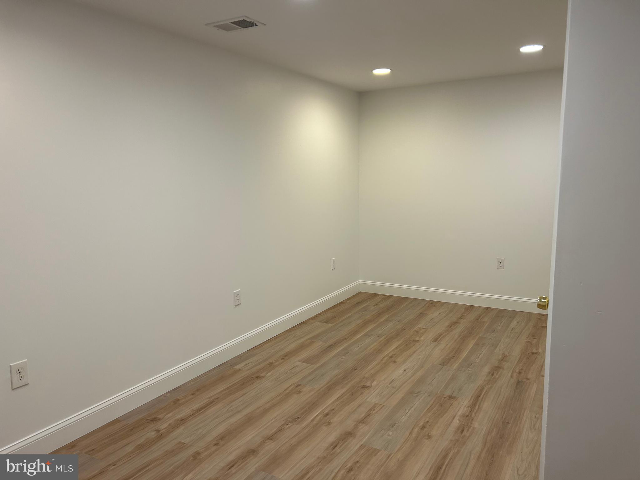 SPRINGHILL FARM - Residential Lease