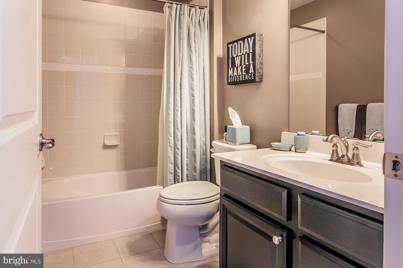 SPRINGFIELD MANOR - Residential