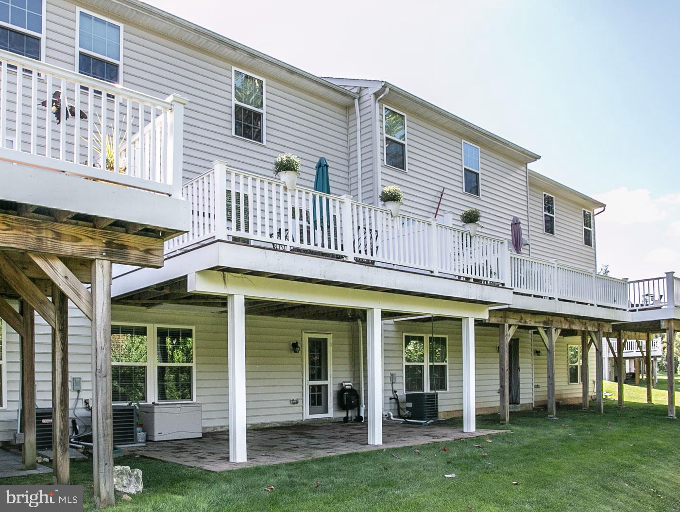 SPRINGFIELD MANOR - Residential