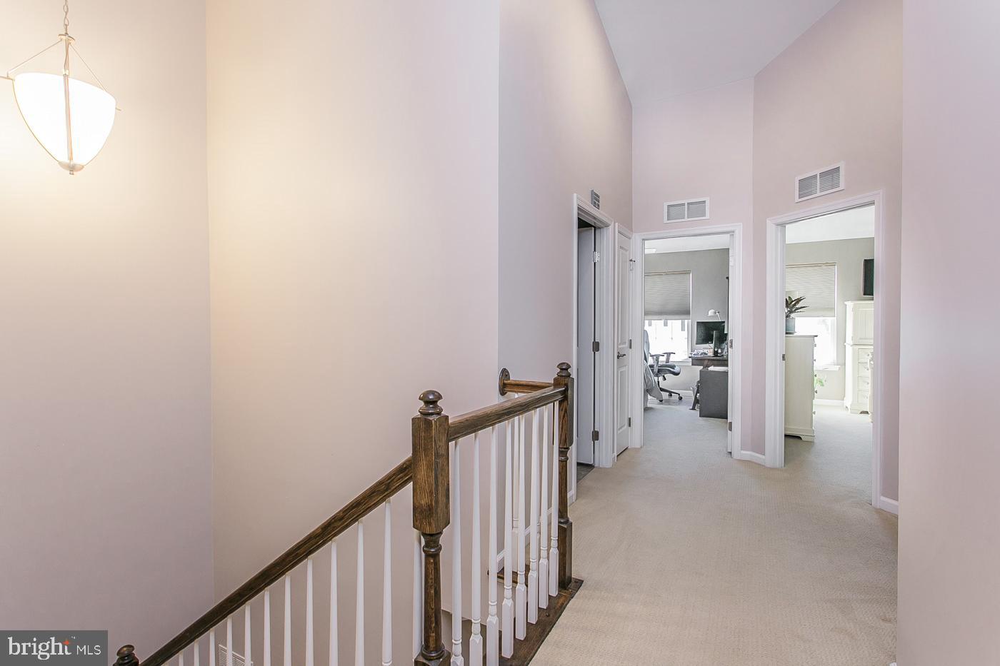 SPRINGFIELD MANOR - Residential