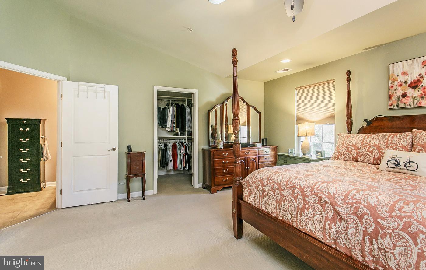 SPRINGFIELD MANOR - Residential