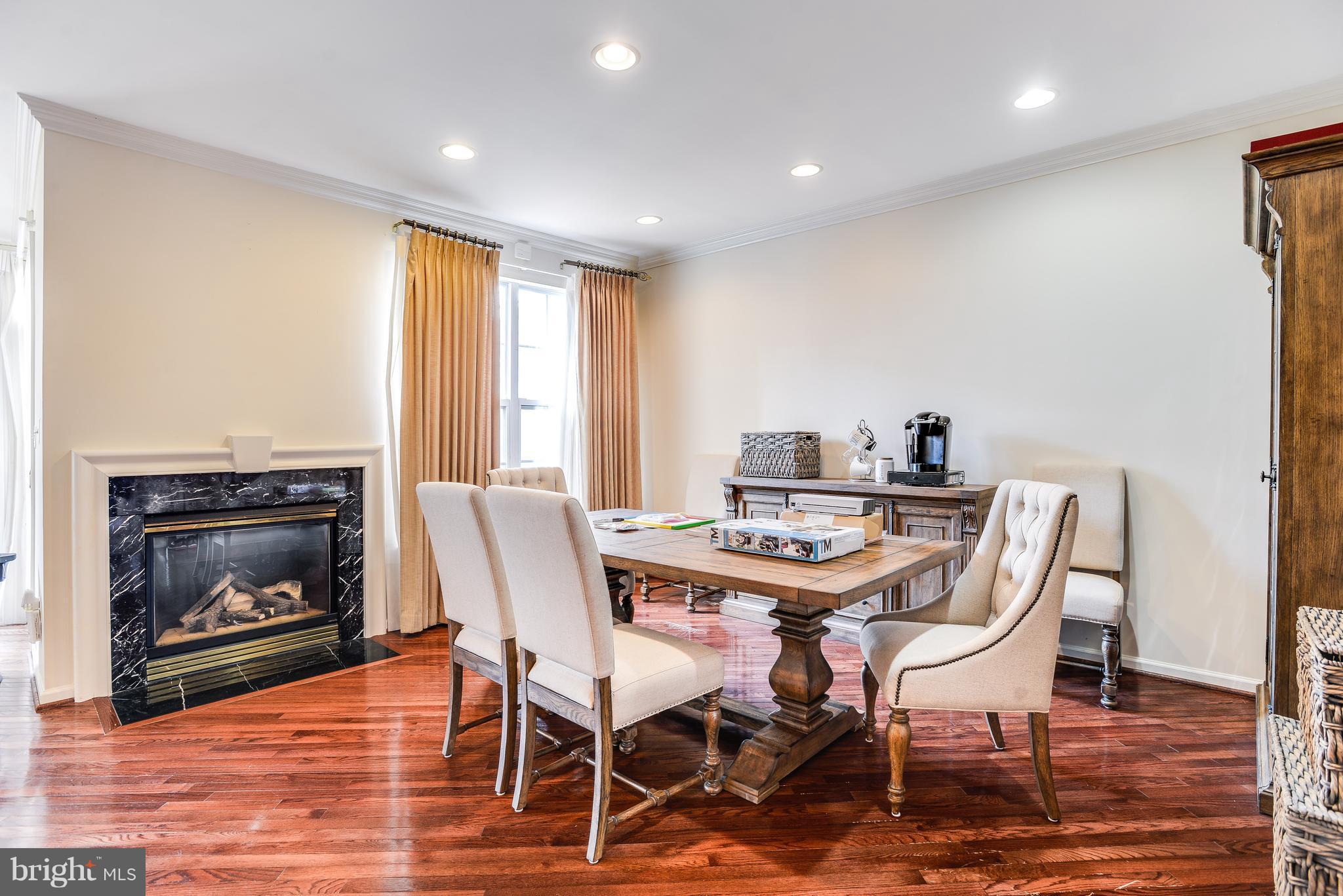 KINGSTOWNE - Residential