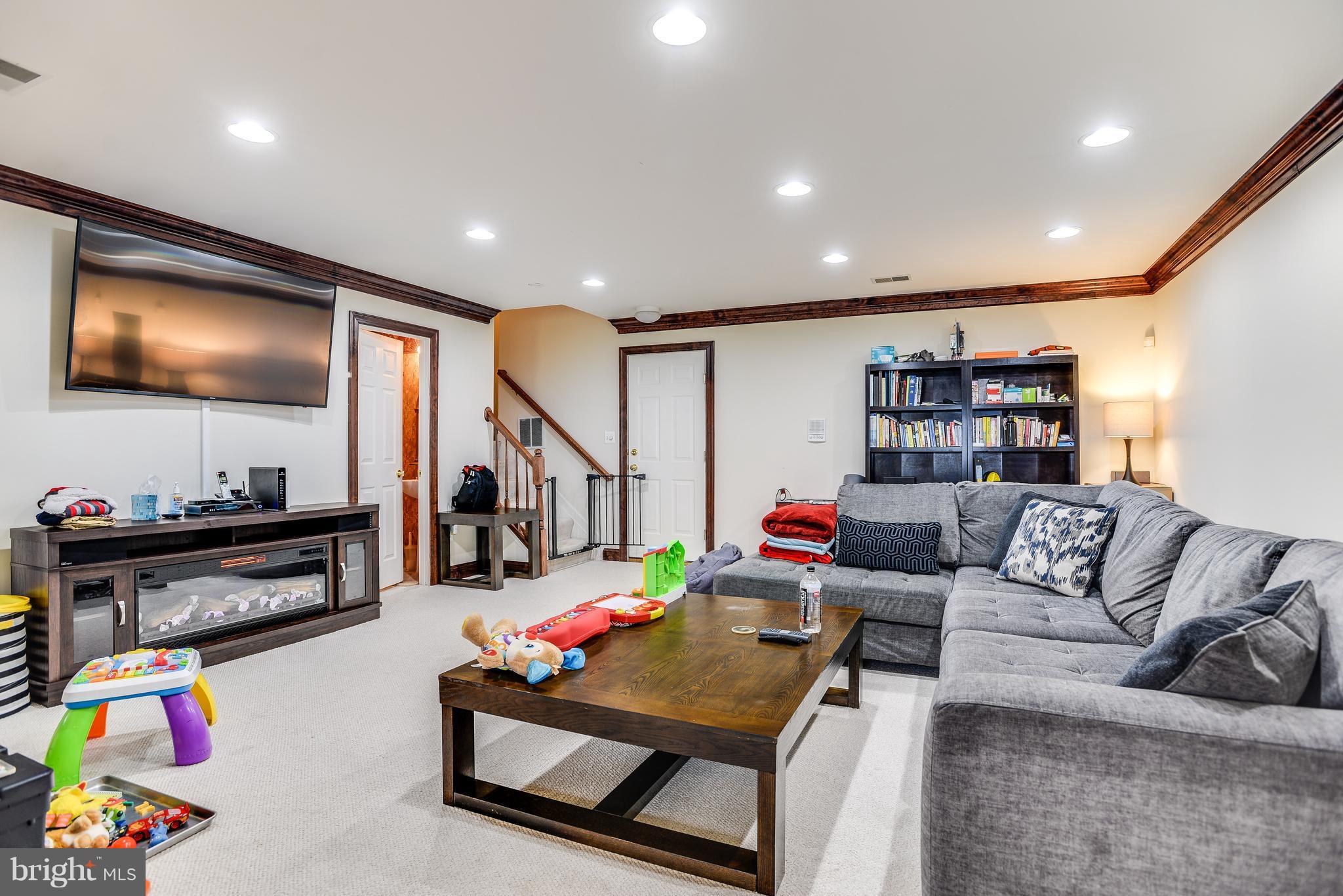 KINGSTOWNE - Residential