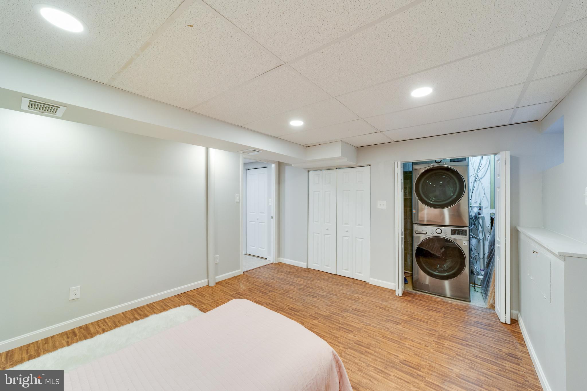 CHESTERBROOK - Residential