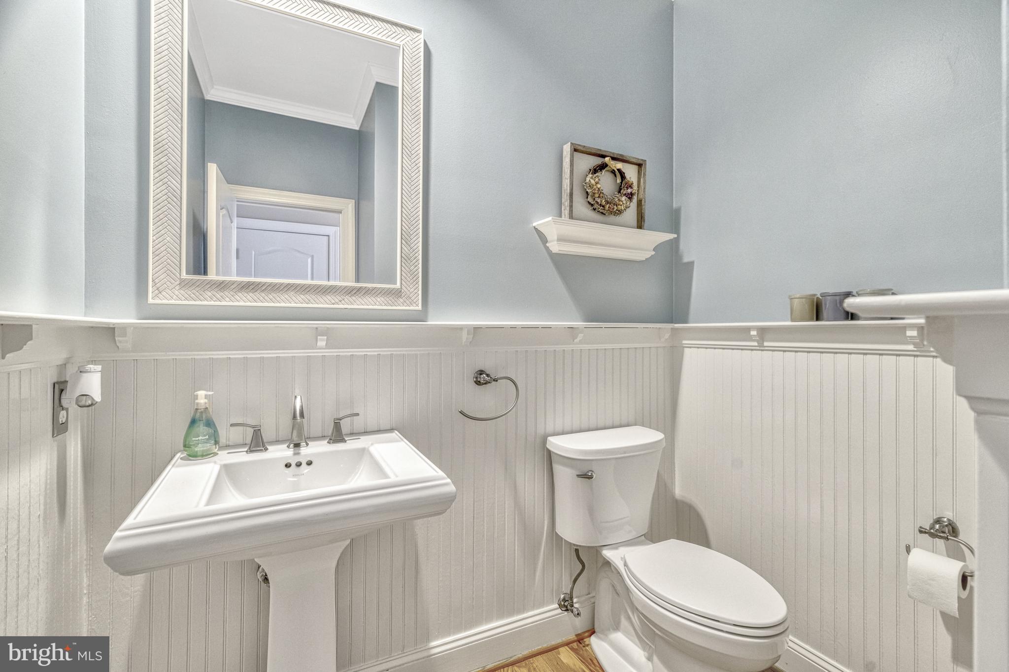 OAKTON GROVE - Residential Lease