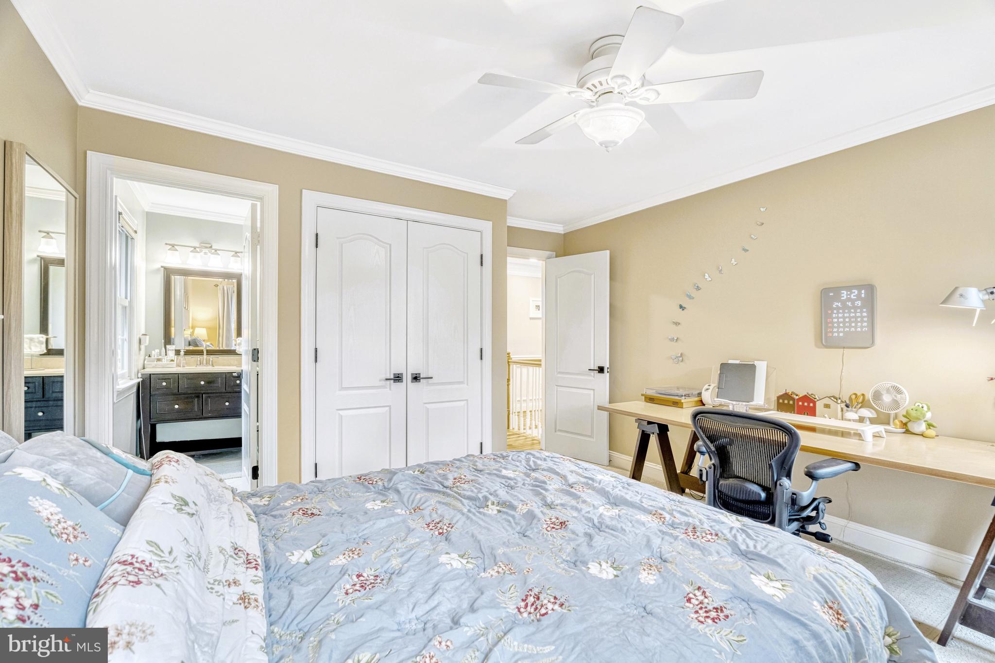 OAKTON GROVE - Residential Lease