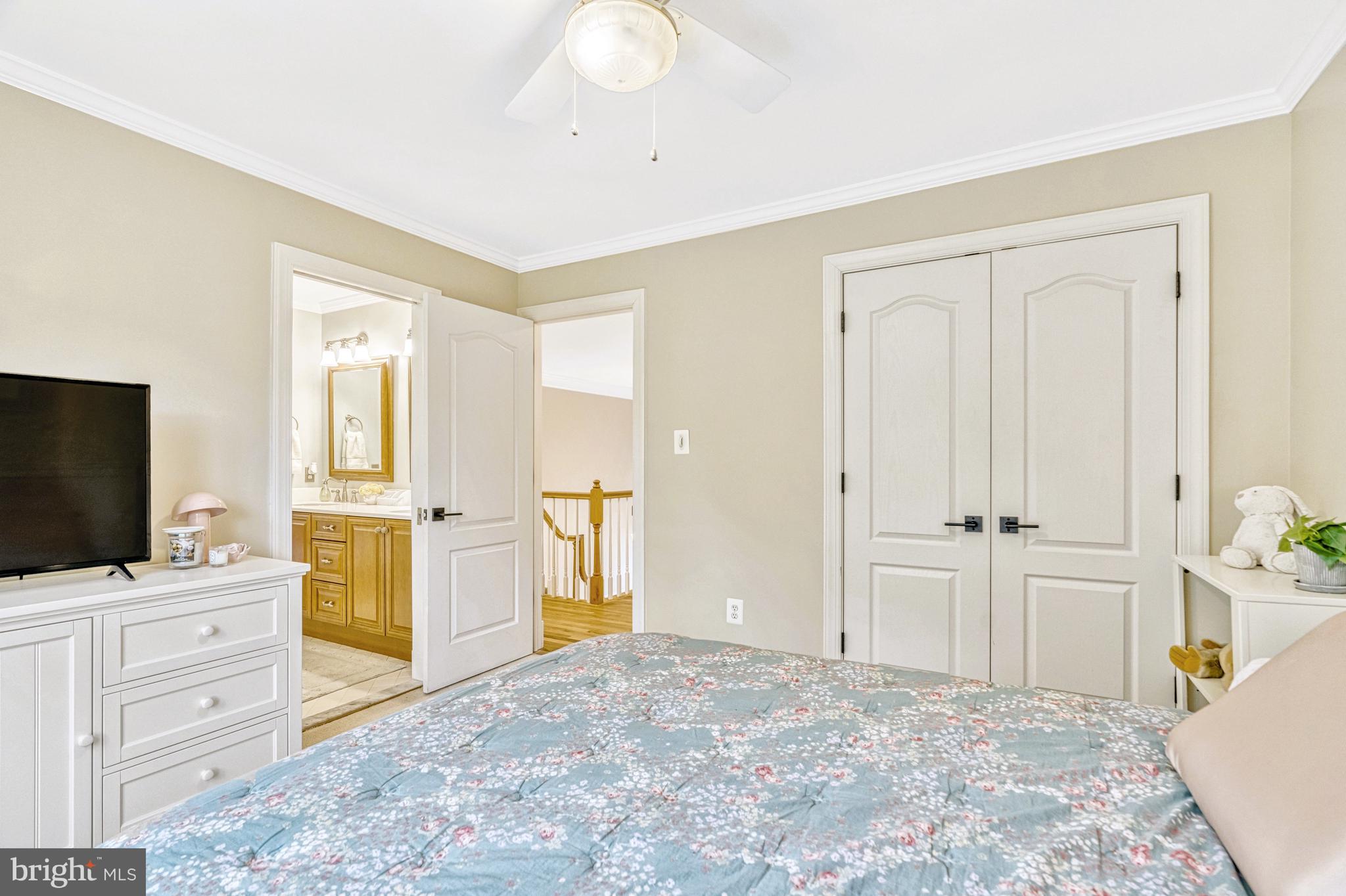 OAKTON GROVE - Residential Lease