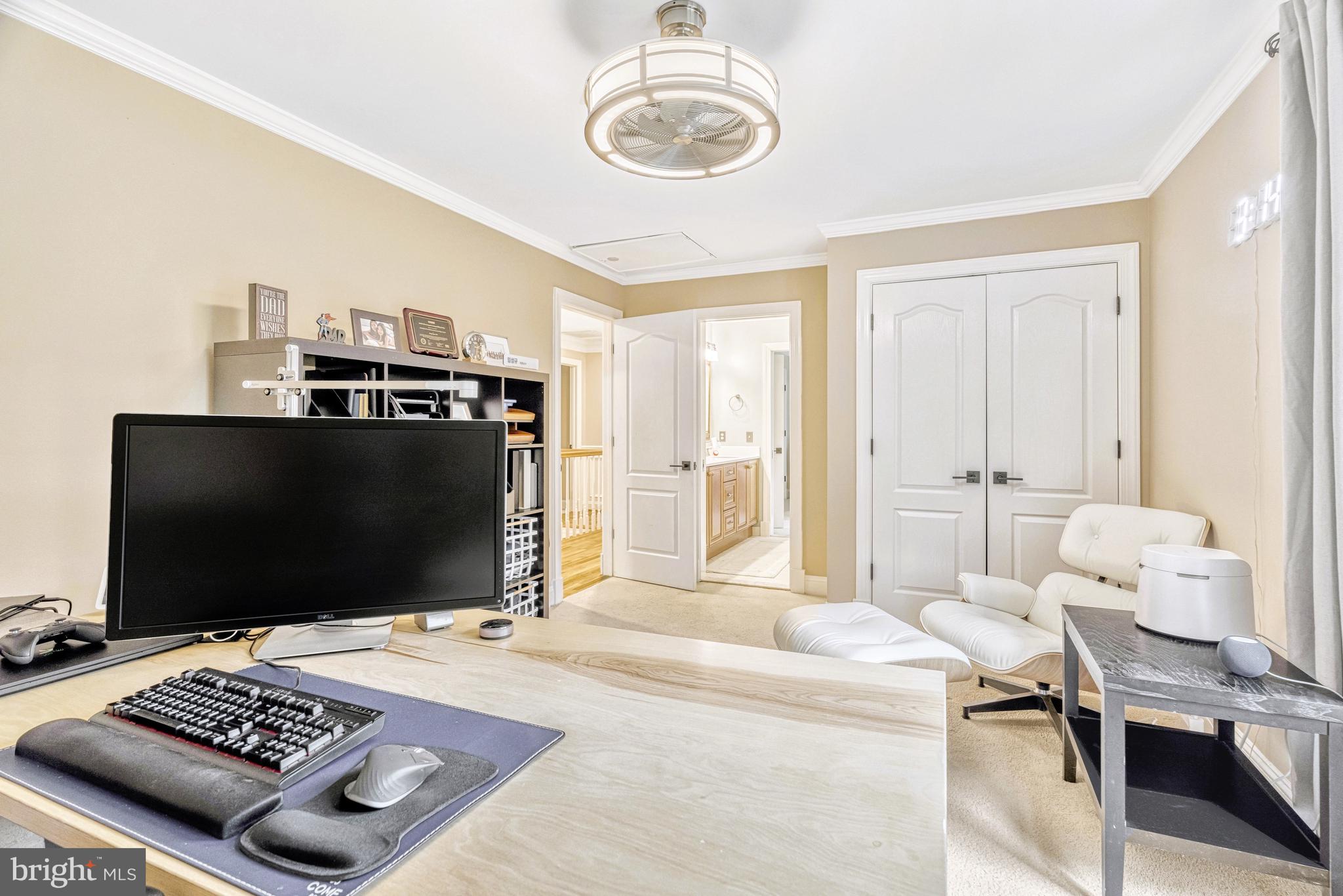 OAKTON GROVE - Residential Lease