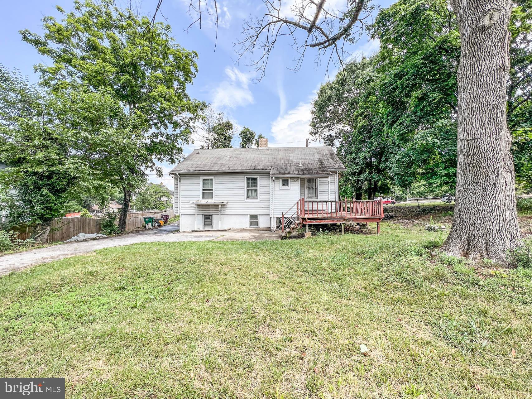 RIVERDALE PARK - Residential