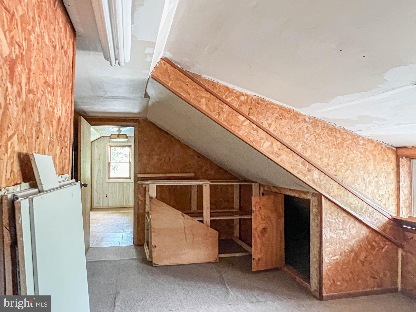 RIVERDALE PARK - Residential