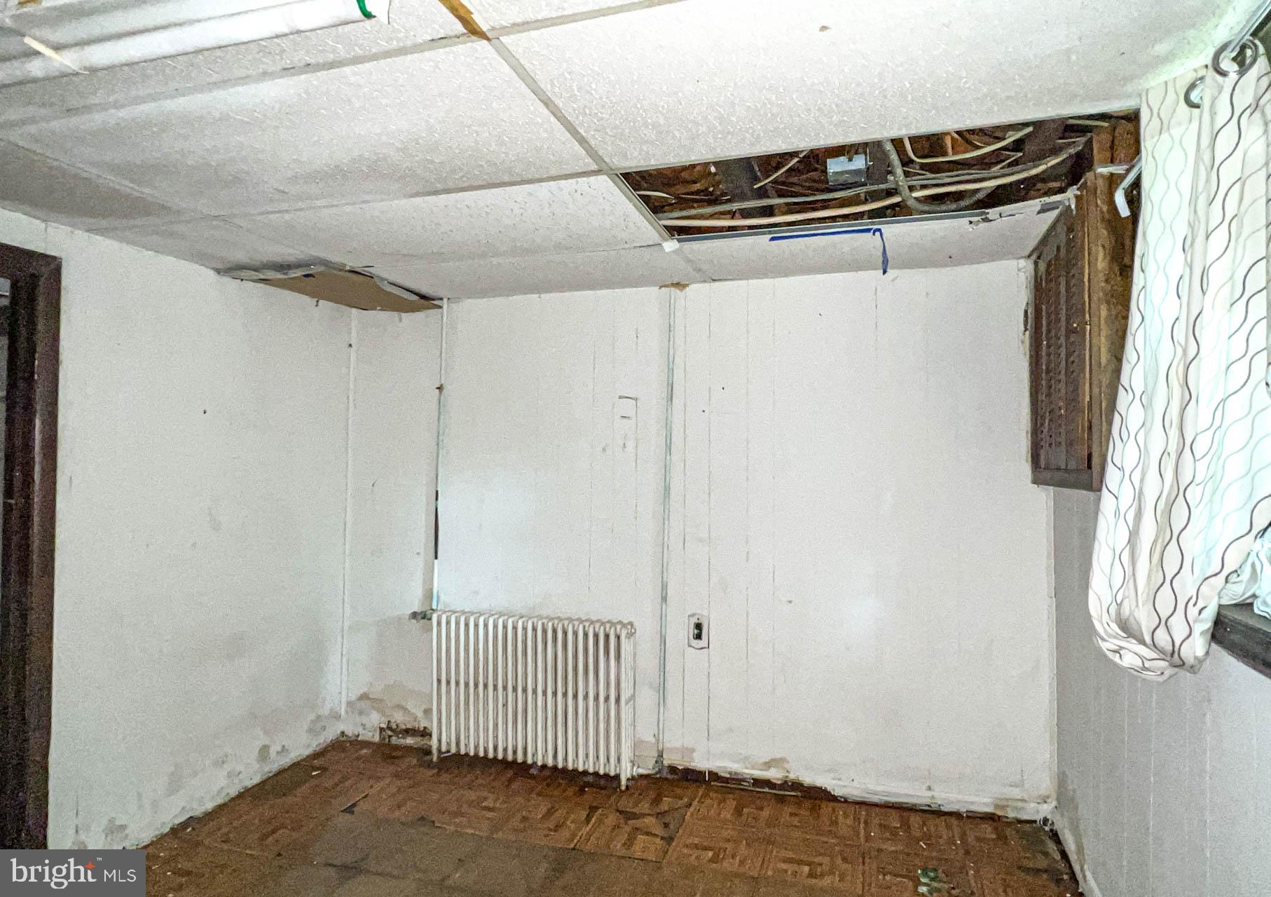 RIVERDALE PARK - Residential