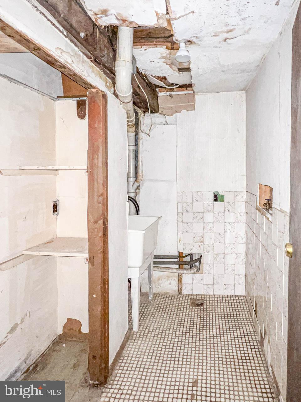 RIVERDALE PARK - Residential