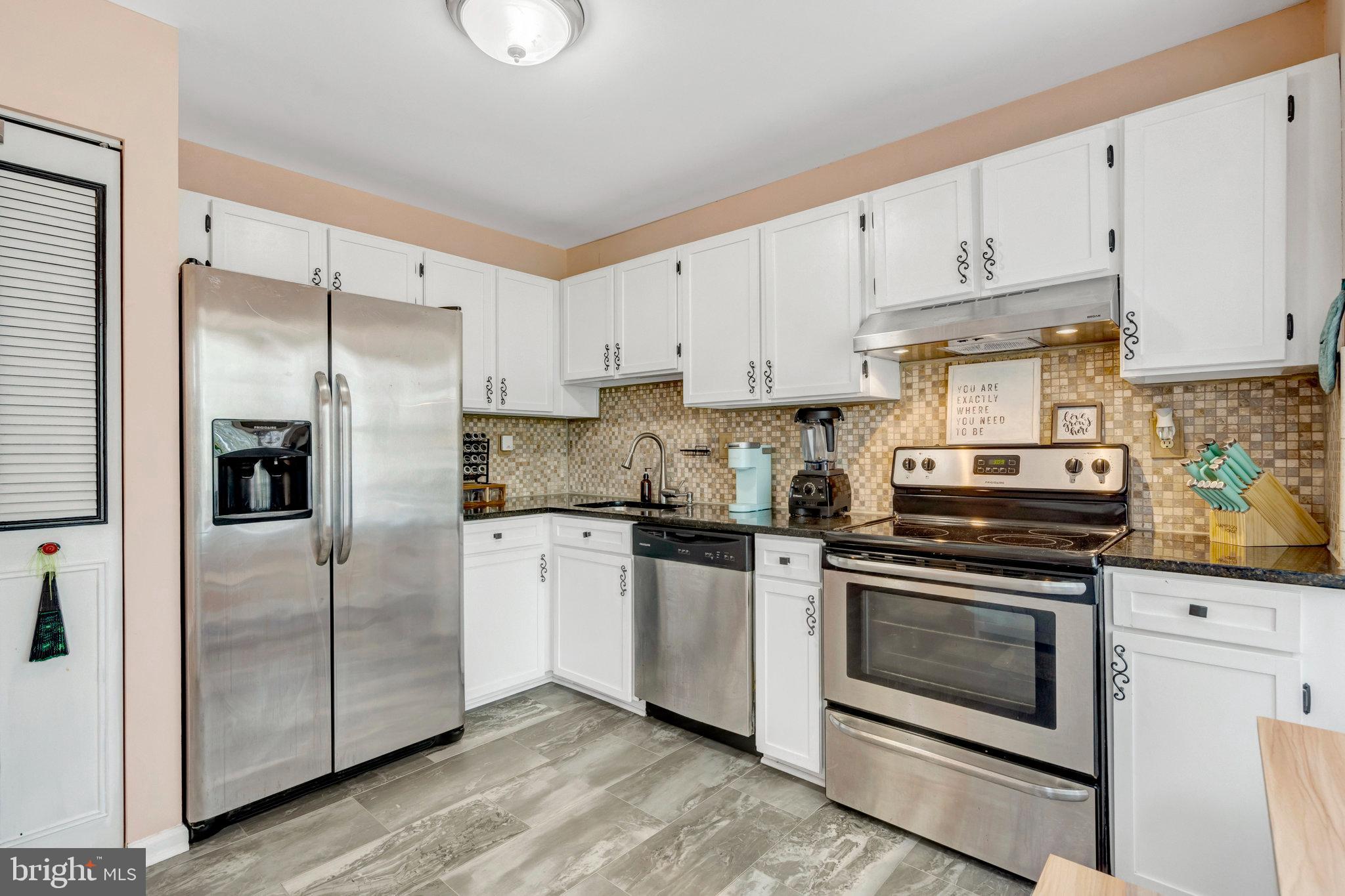 4077 WEEPING WILLOW COURT 136E