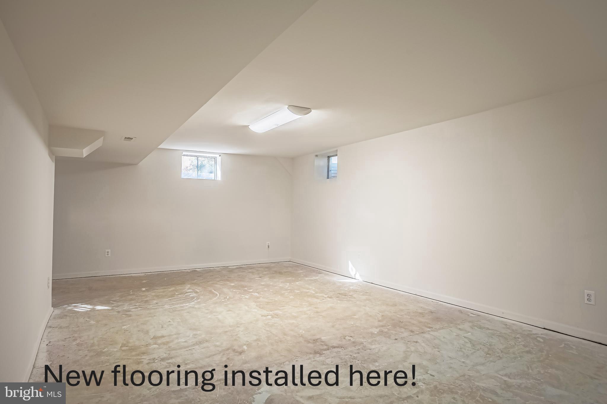 FEATHERSTONE TERRACE - Residential