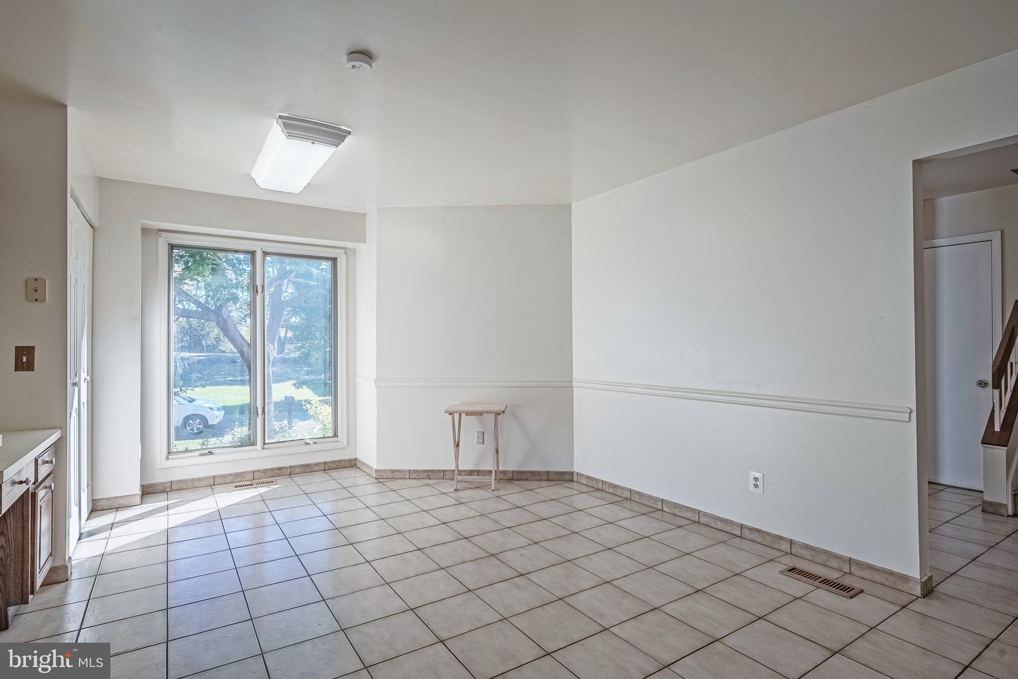 FEATHERSTONE TERRACE - Residential