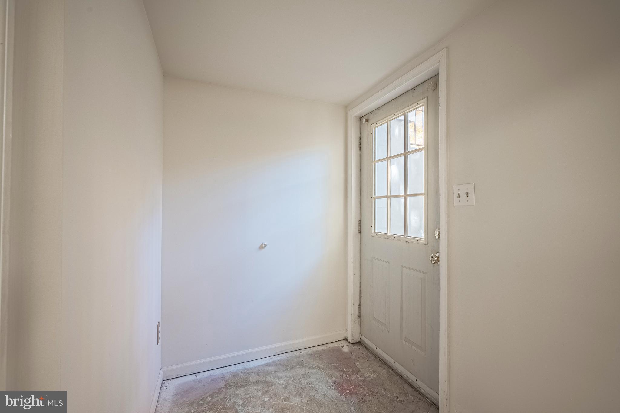 FEATHERSTONE TERRACE - Residential