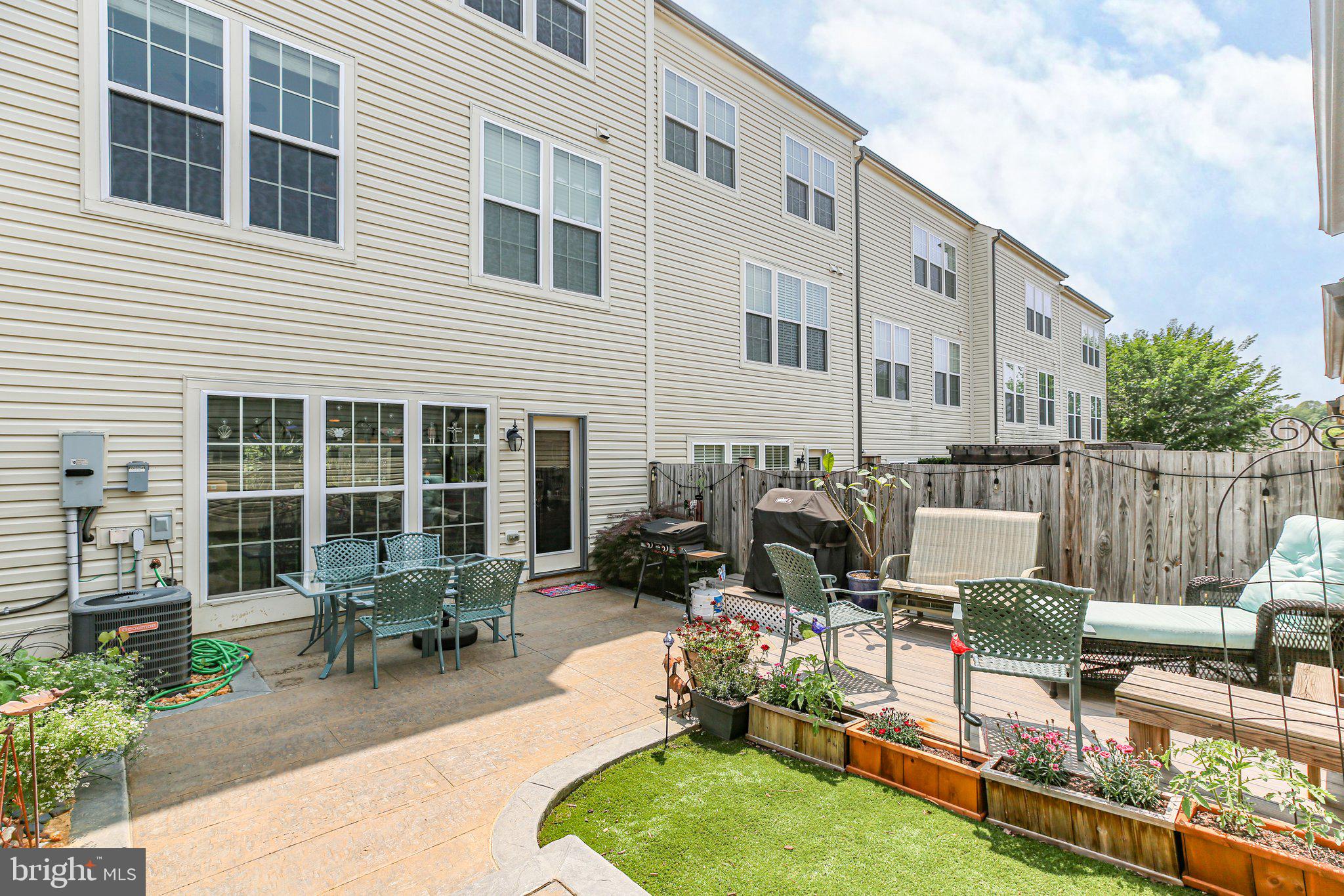 EMBREY MILL - Residential