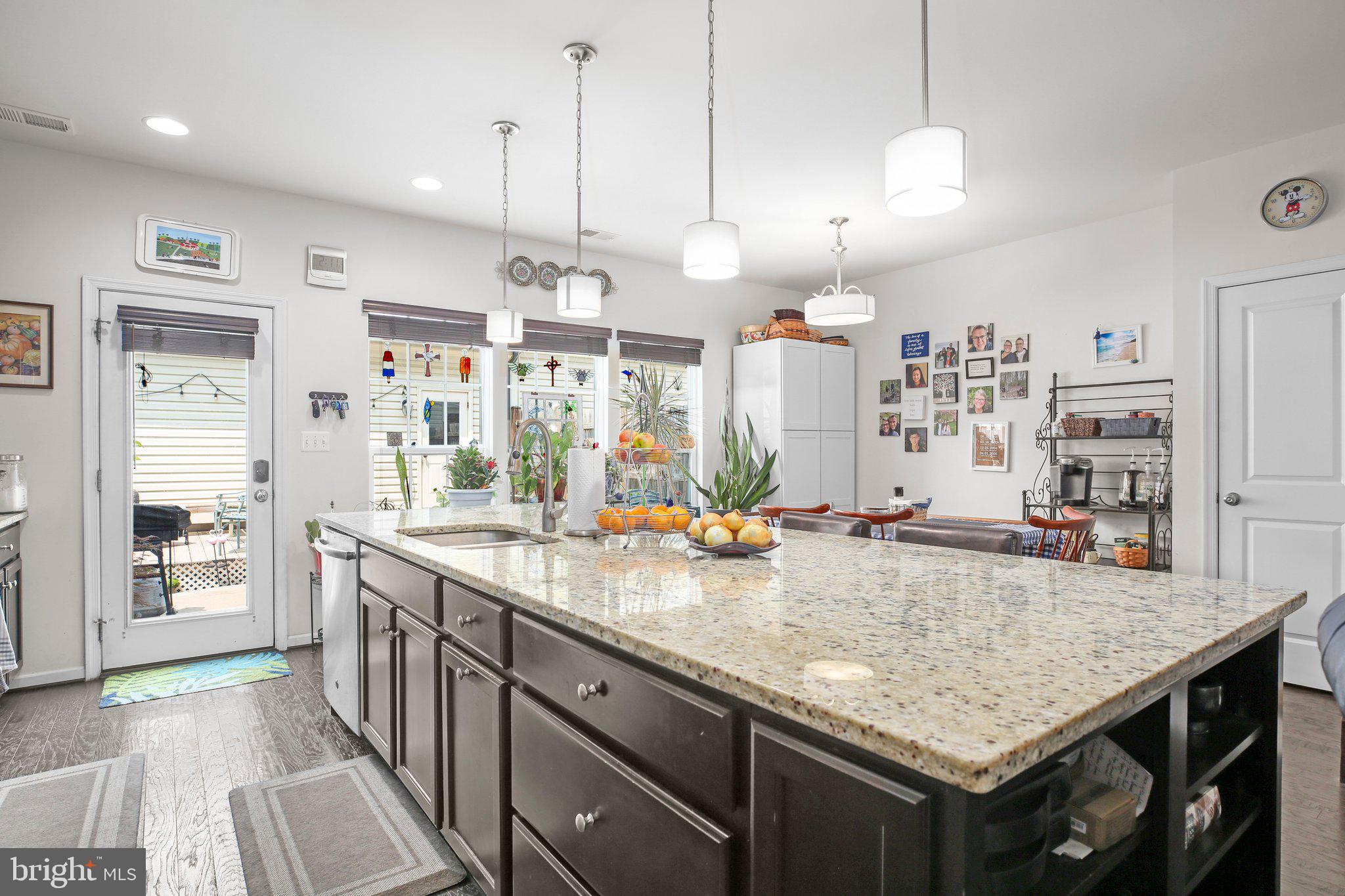 EMBREY MILL - Residential