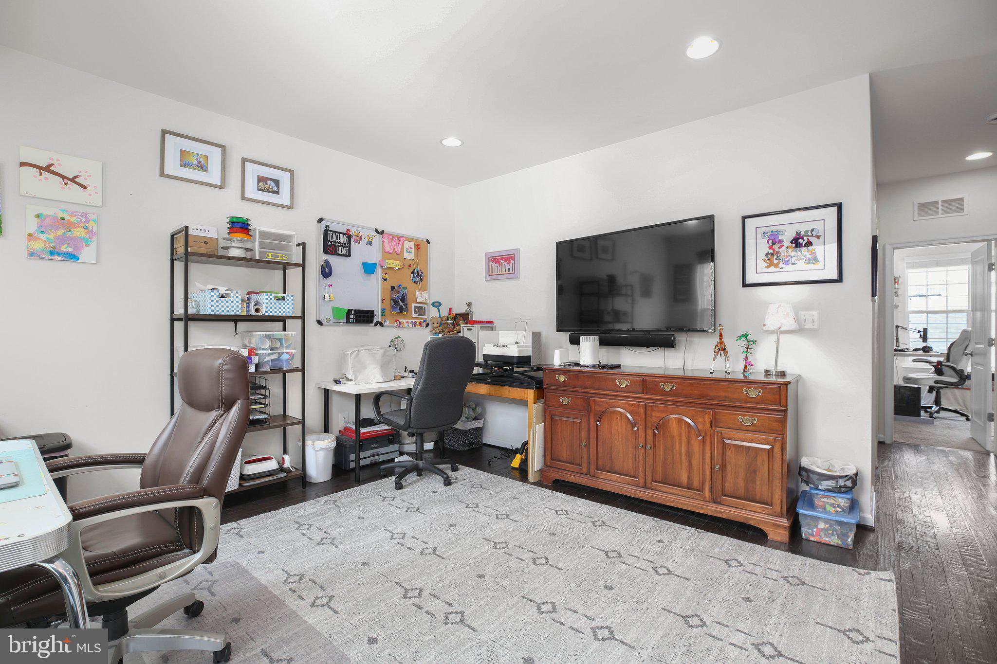 EMBREY MILL - Residential