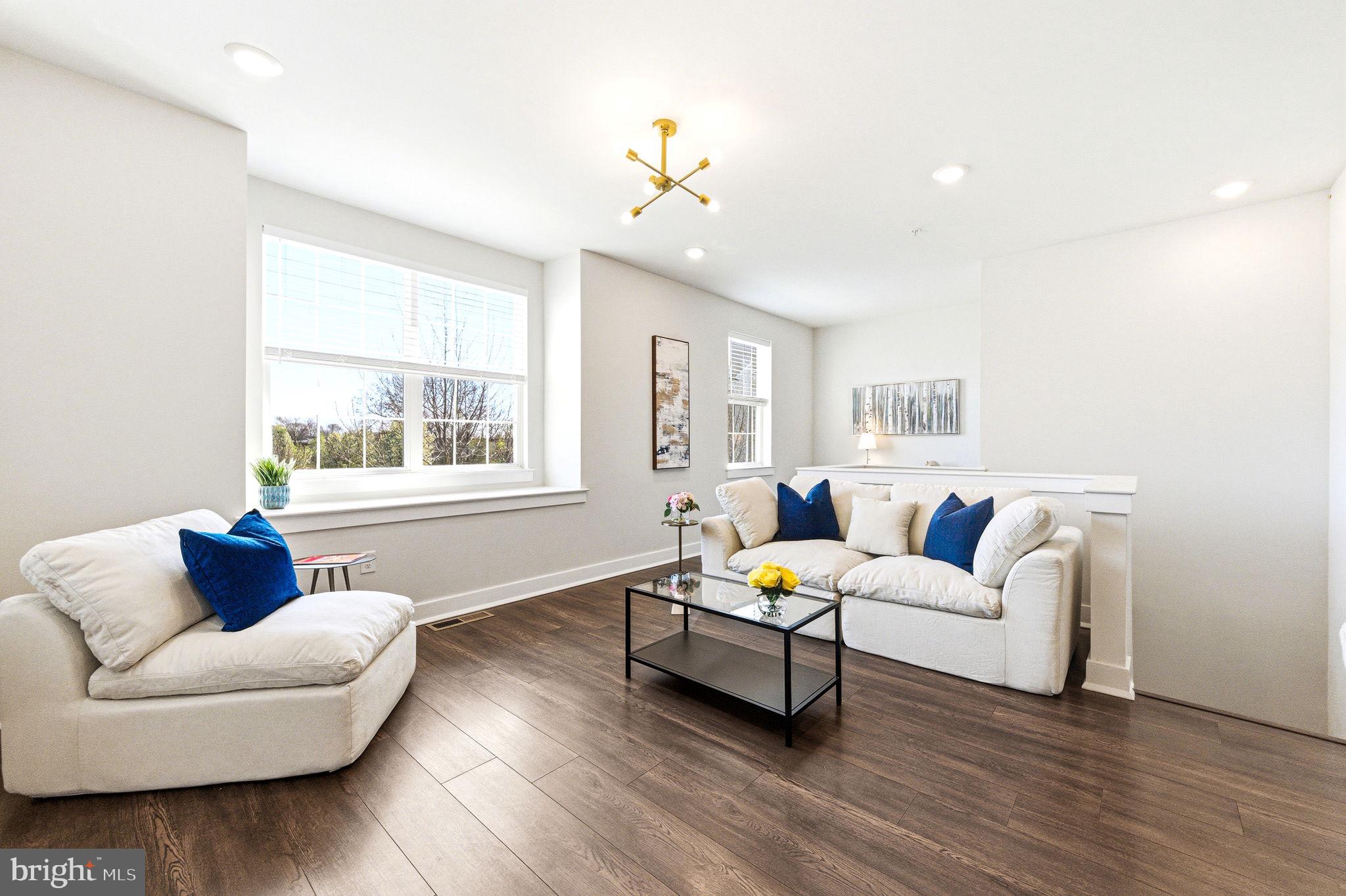 WATERSIDE - Residential