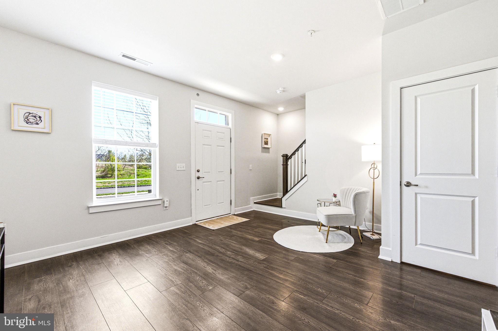 WATERSIDE - Residential