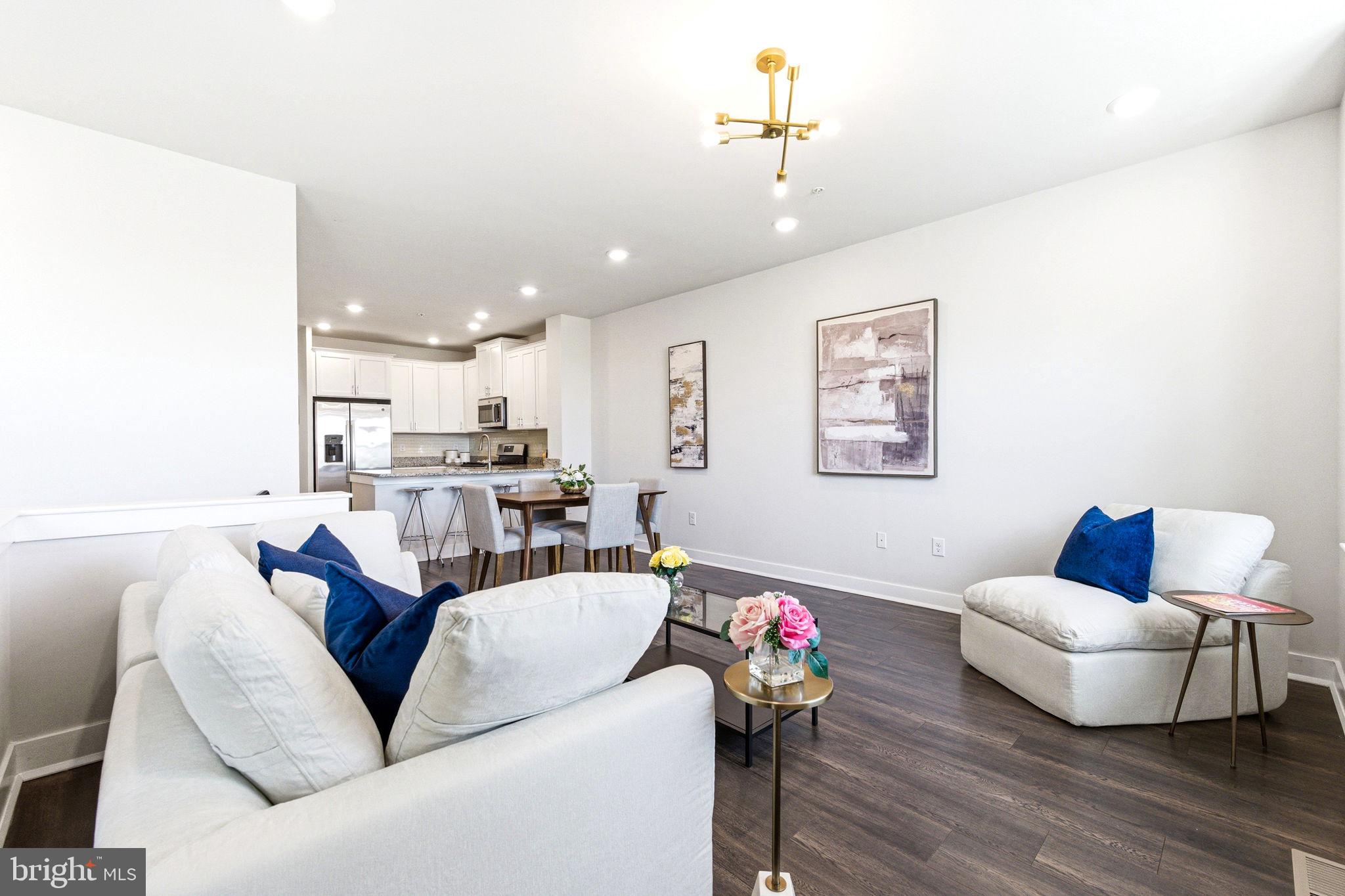 WATERSIDE - Residential