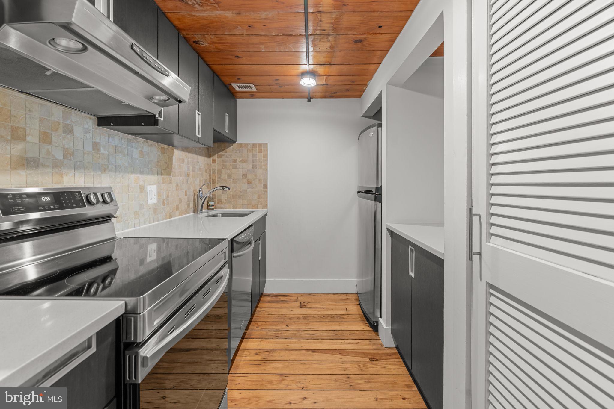 OLD CITY - Residential