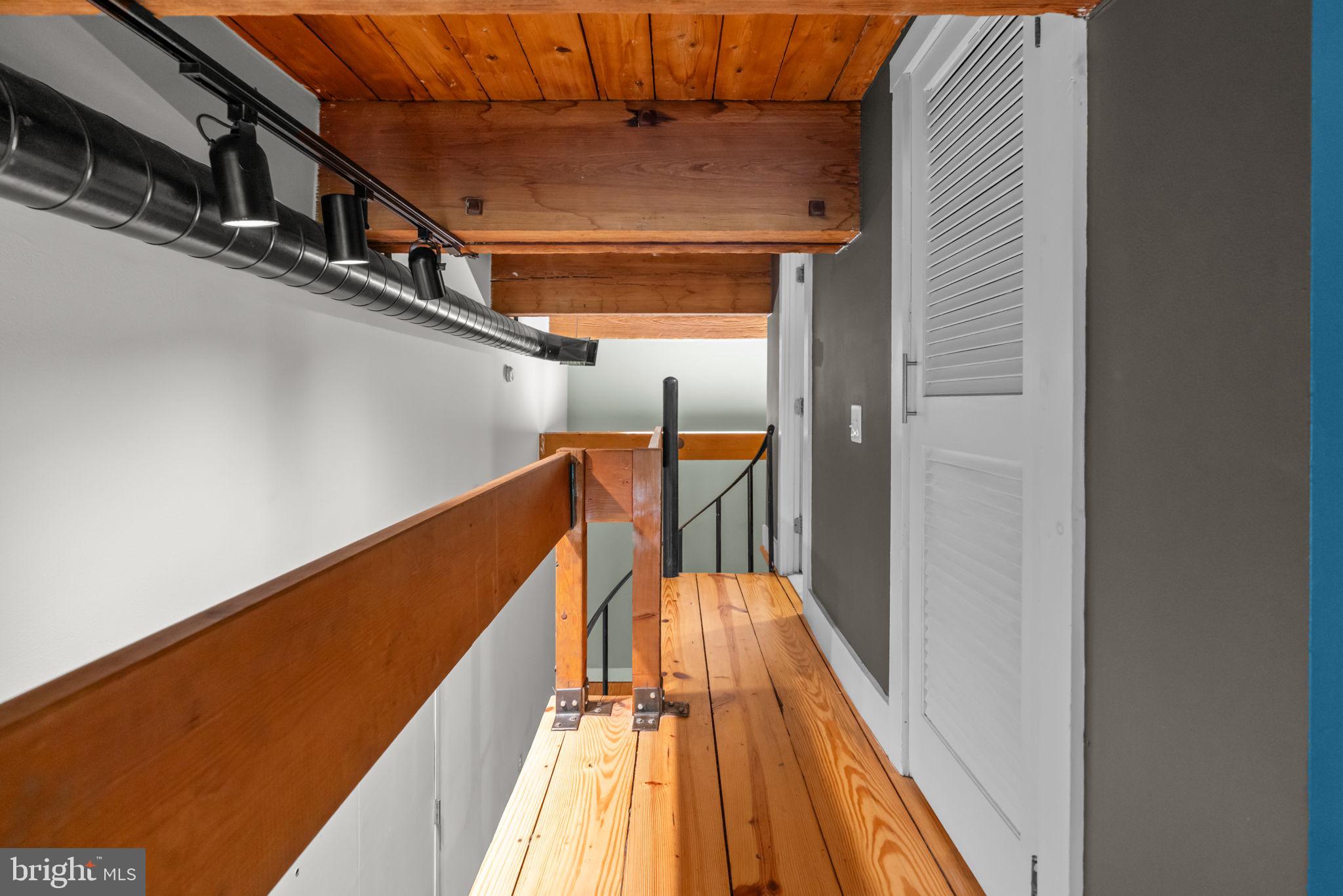 309 ARCH STREET 13 301