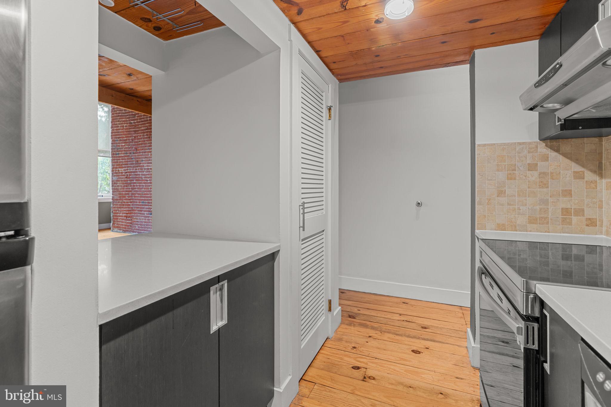 OLD CITY - Residential