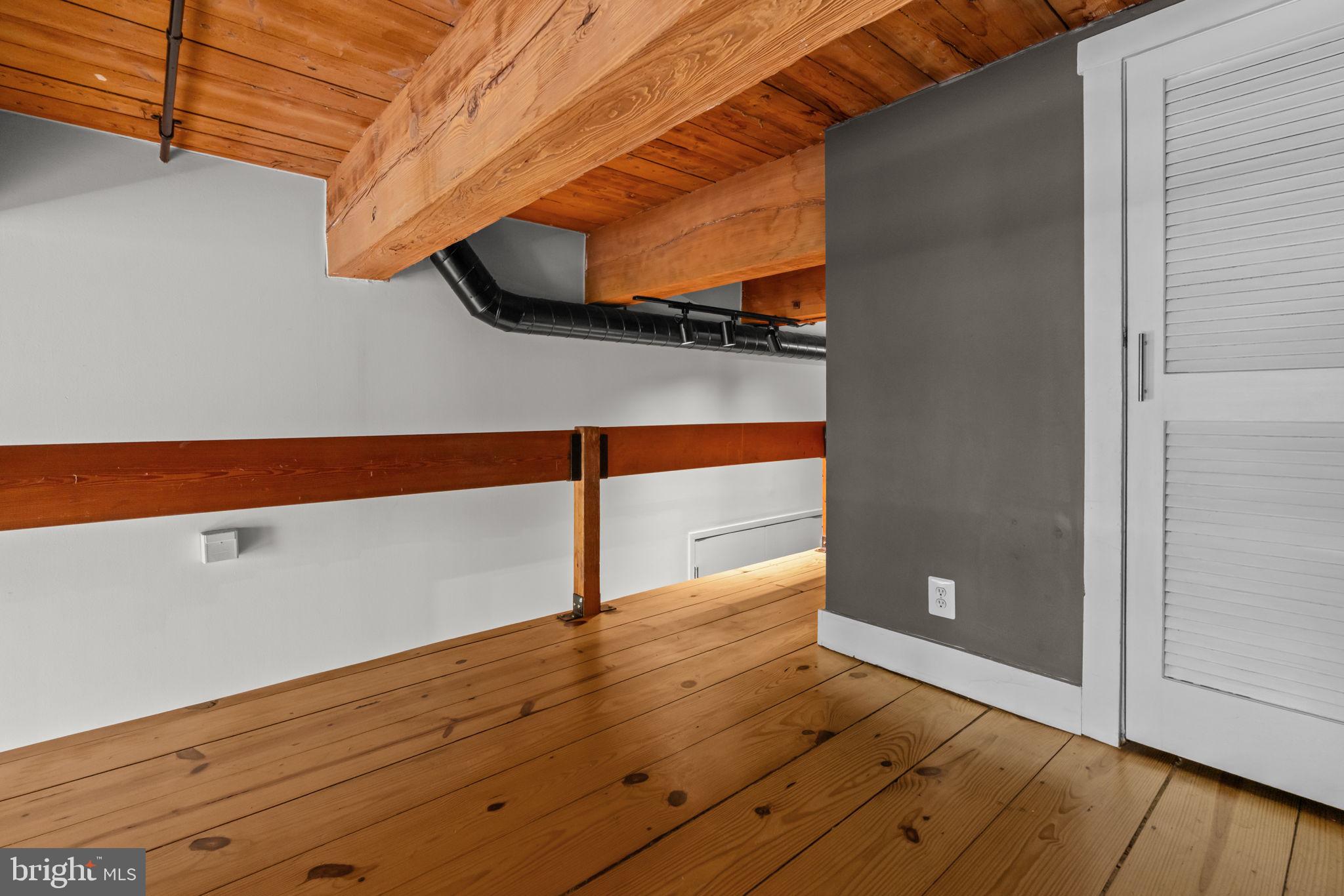 OLD CITY - Residential