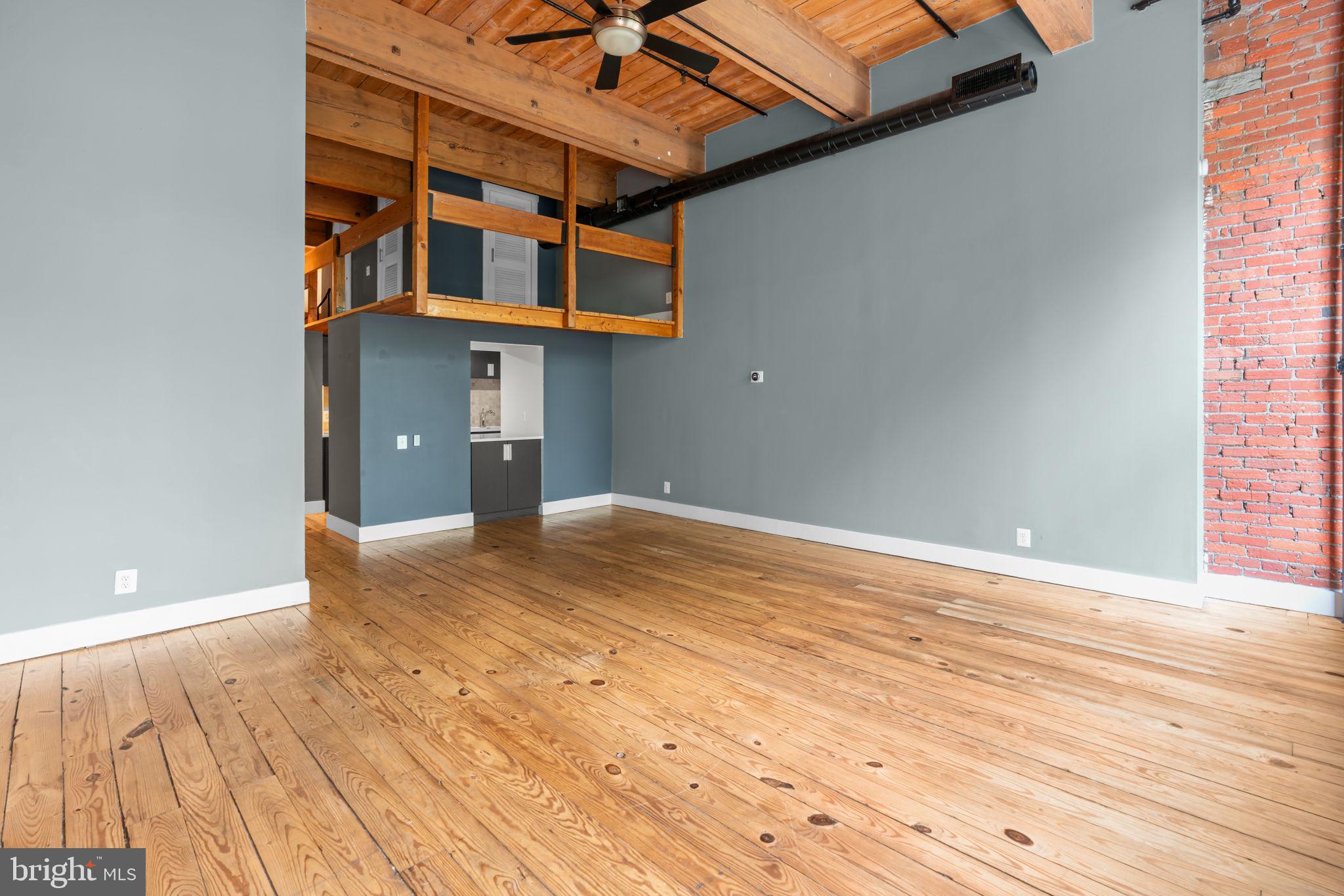 OLD CITY - Residential