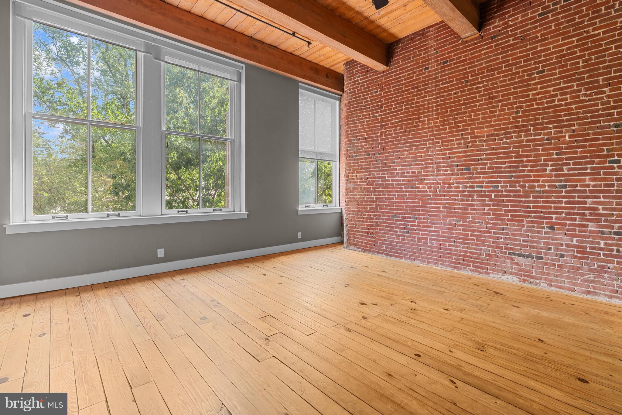 OLD CITY - Residential