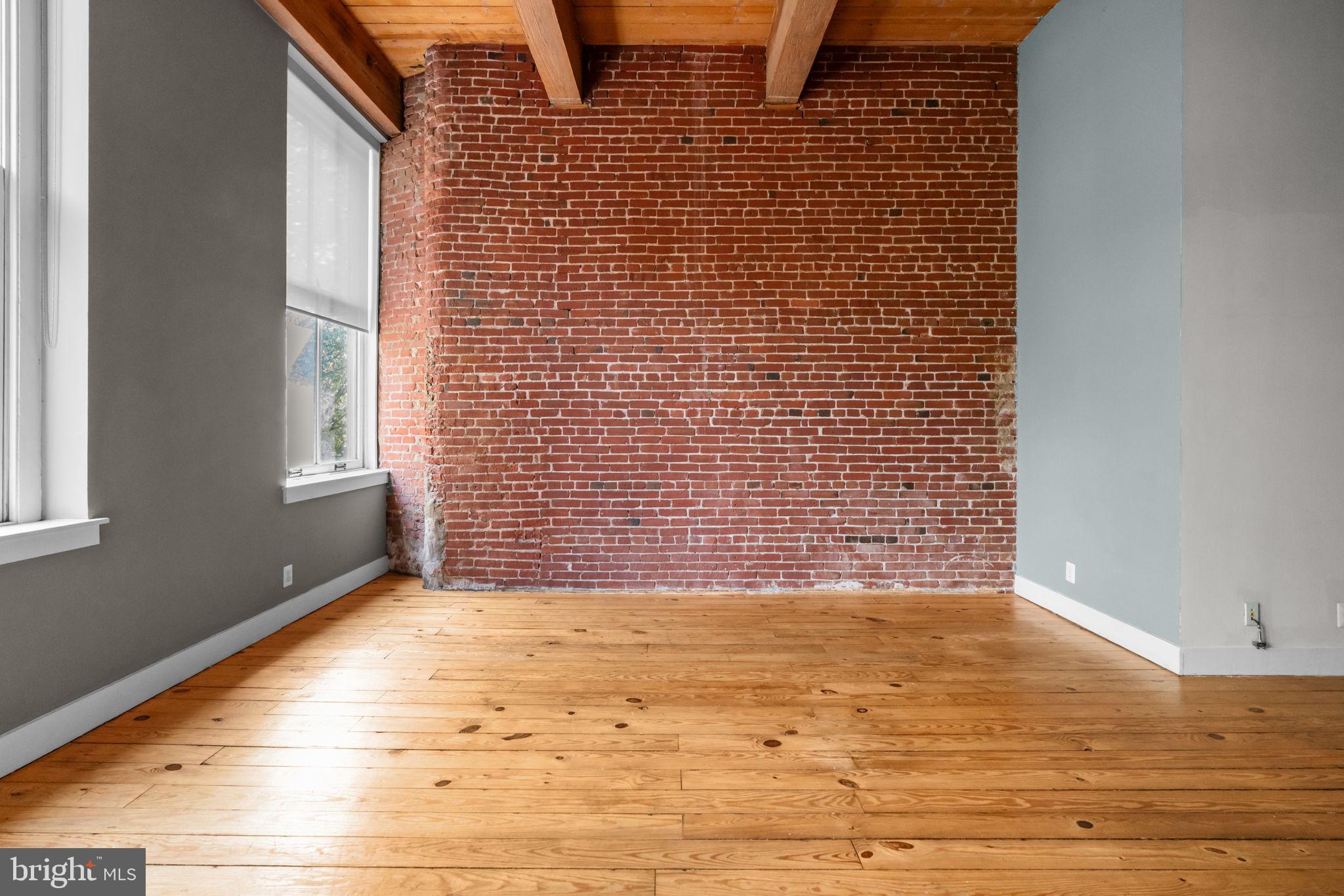 309 ARCH STREET 13 301