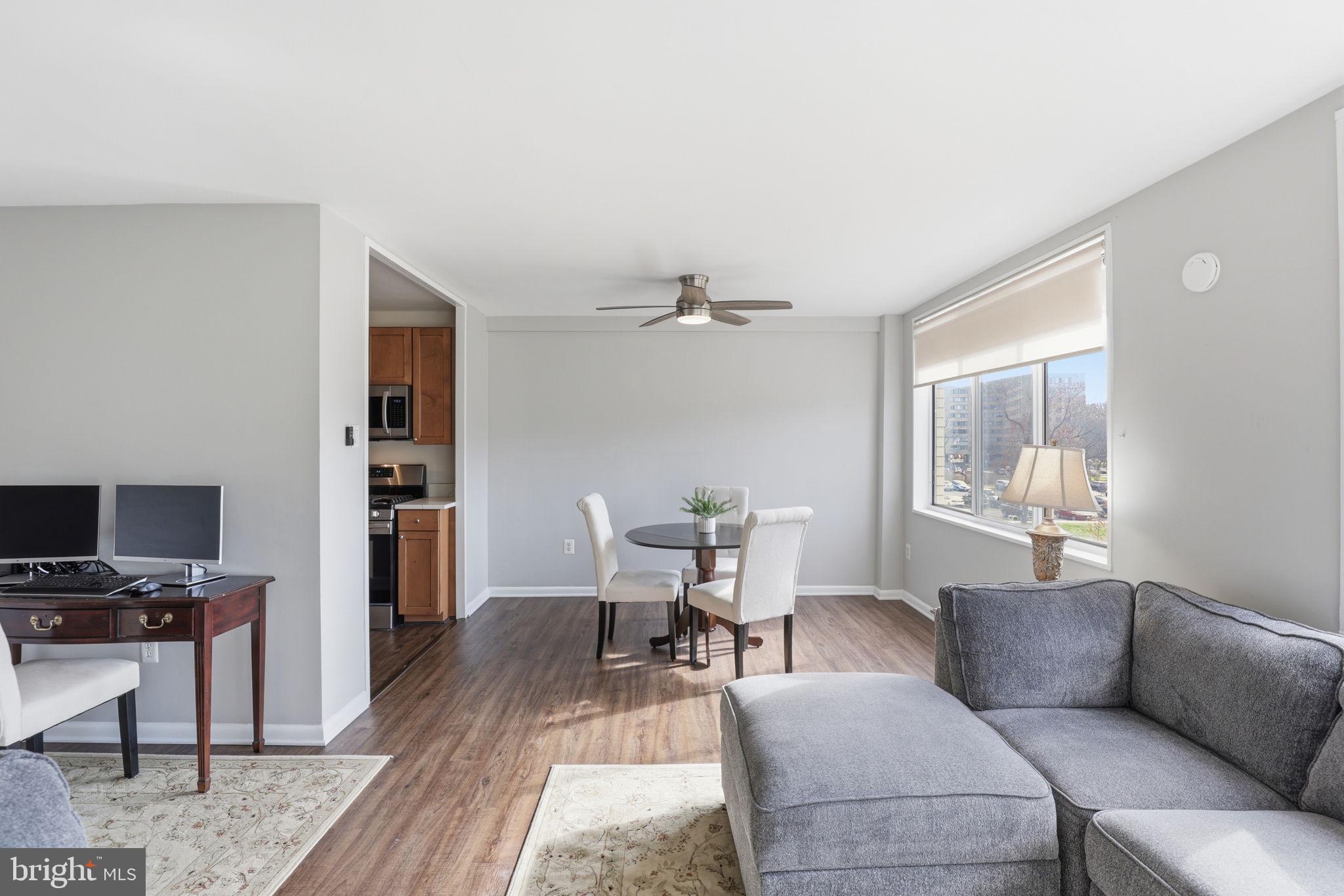 RIVER TOWERS - Residential