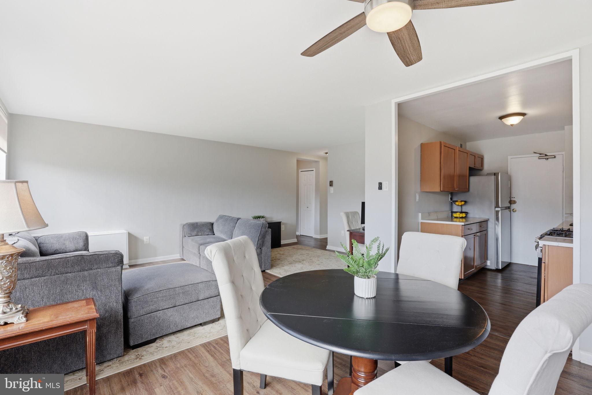 RIVER TOWERS - Residential