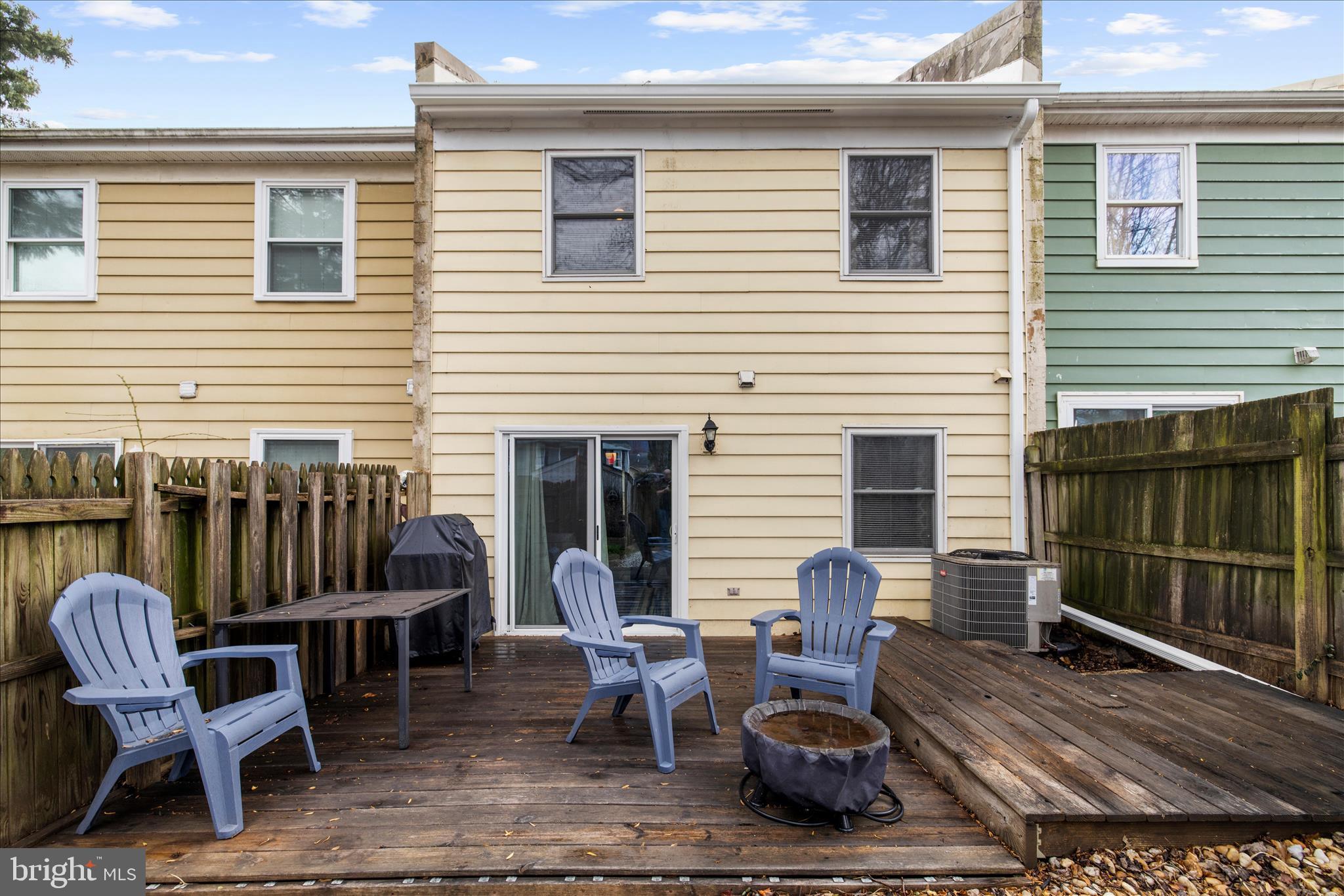 WILLOWCREST - Residential