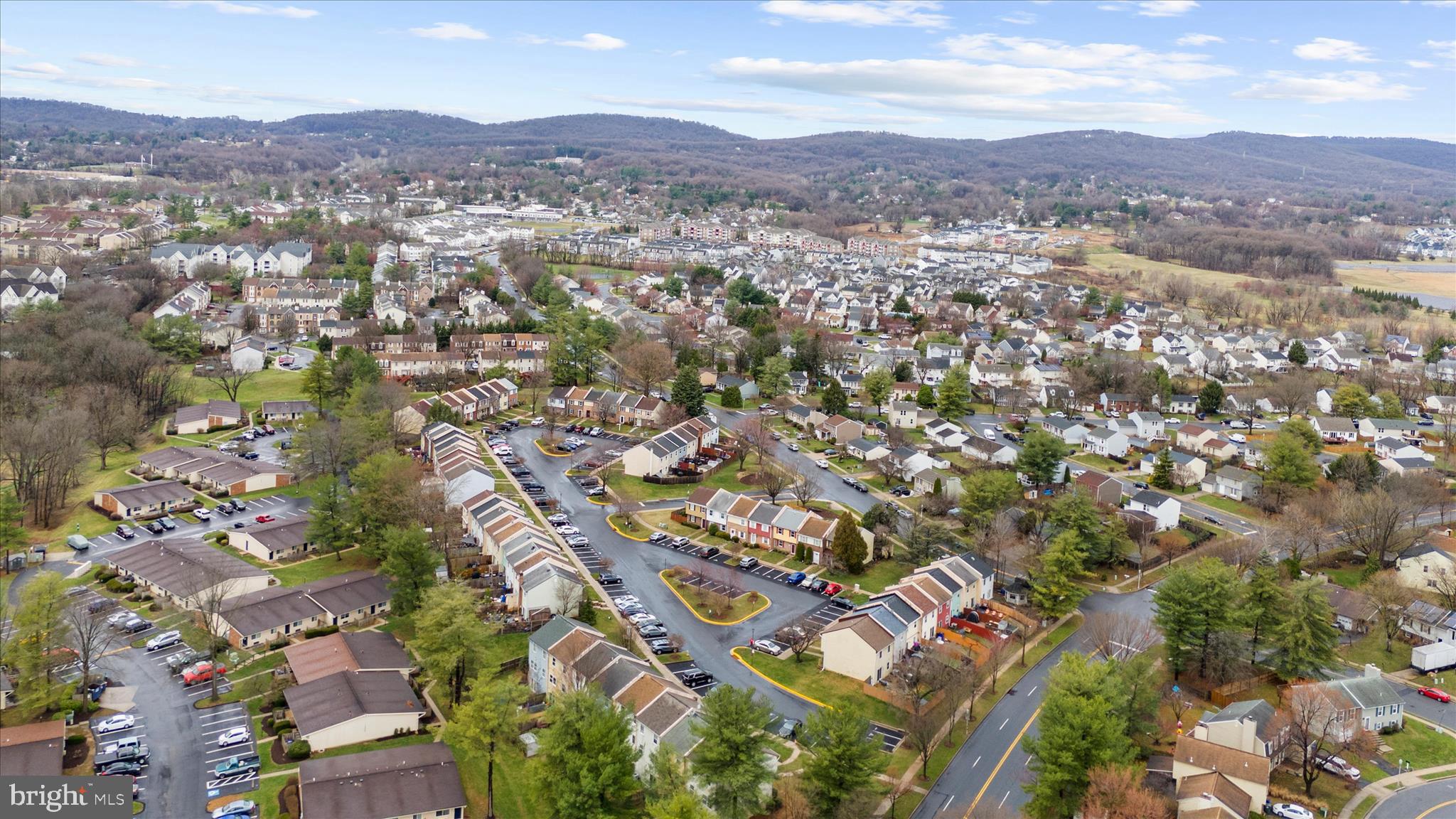 WILLOWCREST - Residential