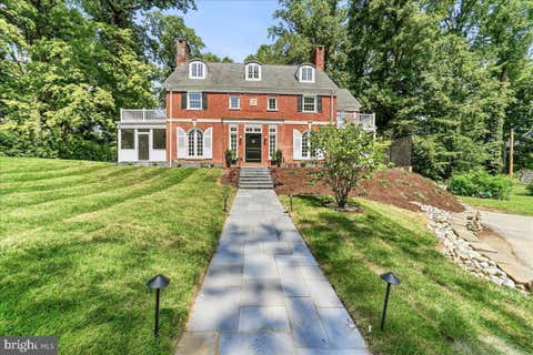 Homes For Sale - 425 N Swarthmore Avenue<br/> Delaware County, SWARTHMORE, PA 19081