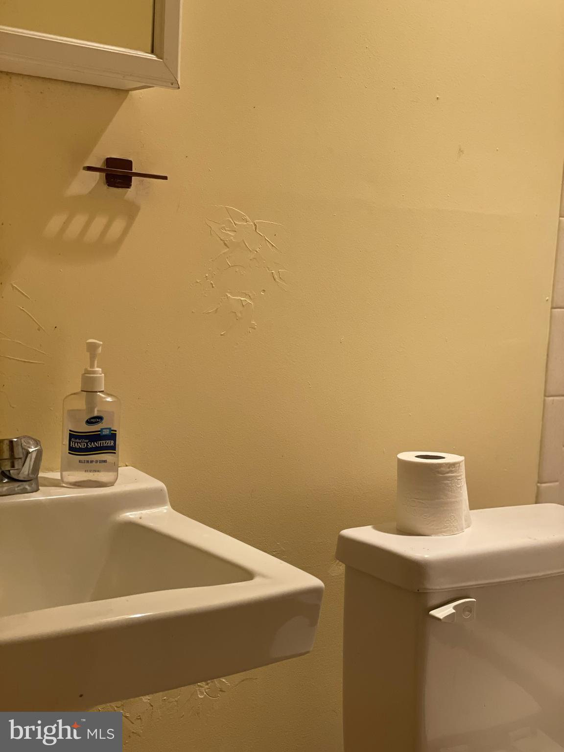 MILL POINT SHORES - Residential