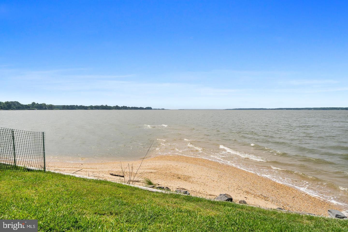 MILL POINT SHORES - Residential